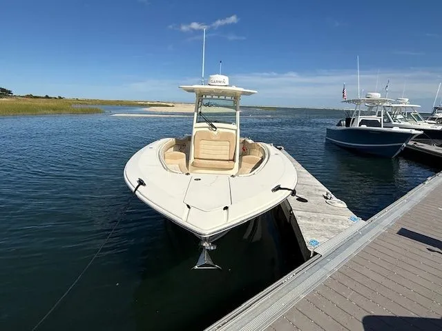 Slide: The Image of Scout 275LXF 2019 - 1