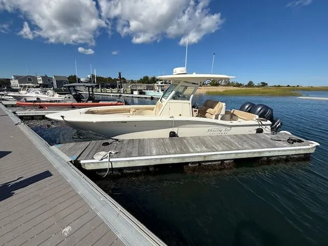 Slide: The Image of Scout 275LXF 2019 - 2