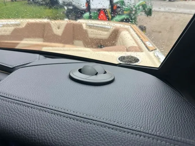 Slide: The Image of Nautique Super Air Nautique S23 2025 - 28