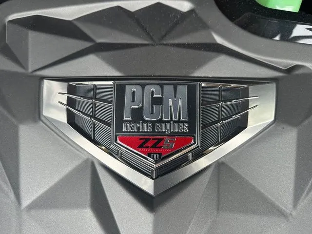 Slide: The Image of Nautique Super Air Nautique S23 2025 - 32