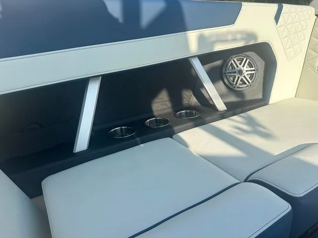 Slide: The Image of Nautique Super Air Nautique GS22 2025 - 25