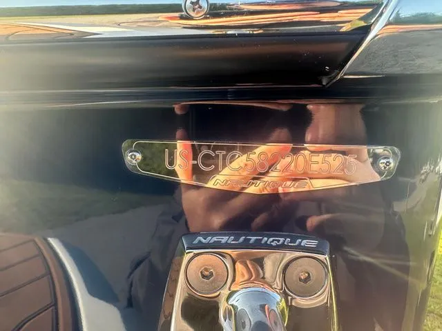 Slide: The Image of Nautique Super Air Nautique GS22 2025 - 29