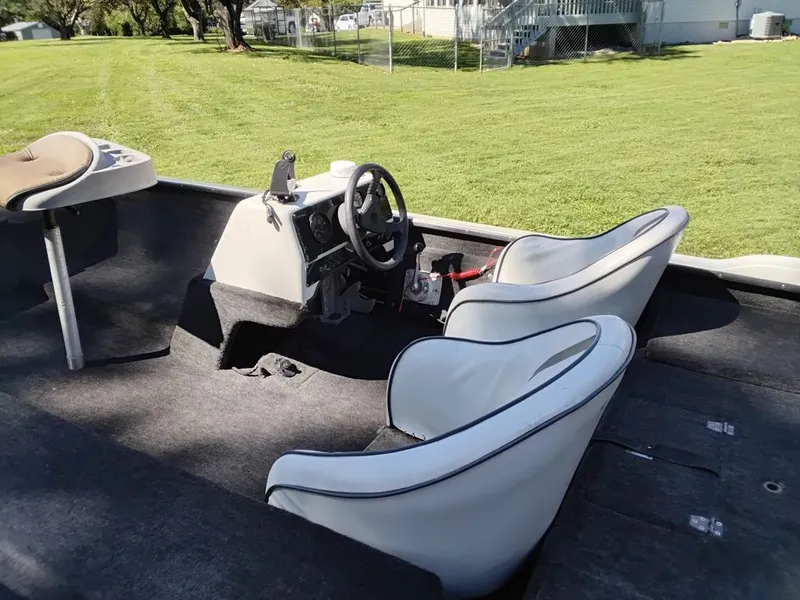 Slide: The Image of Storm Boats Bass Boat 1987 - 4