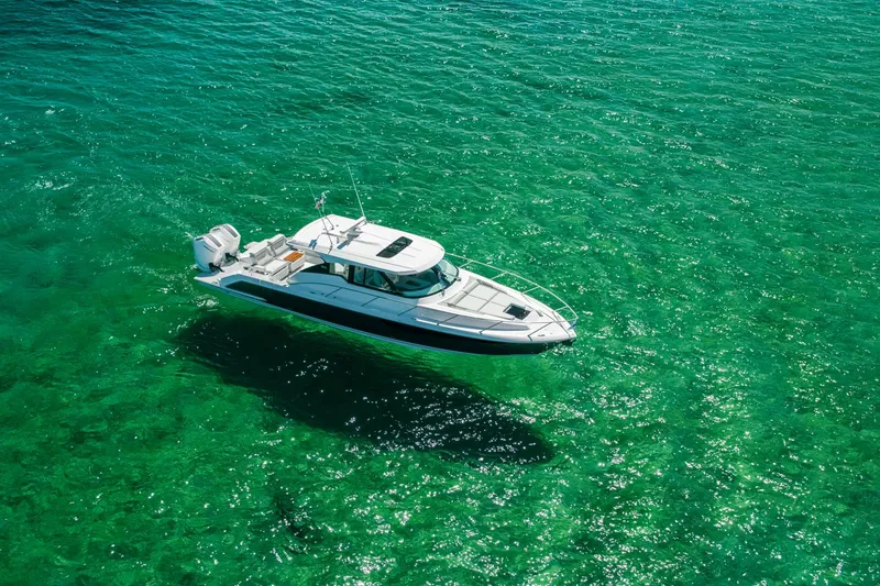 Slide: The Image of Tiara 43LE 2026 - 2