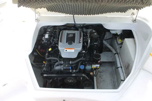 Slide: The Image of Four Winns 224 Funship 2008 - 13