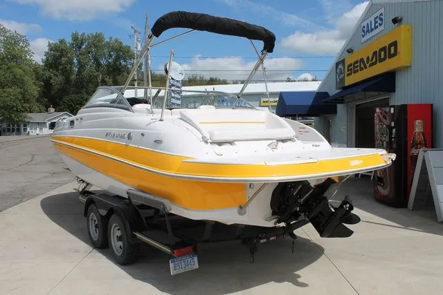 Slide: The Image of Four Winns 224 Funship 2008 - 4