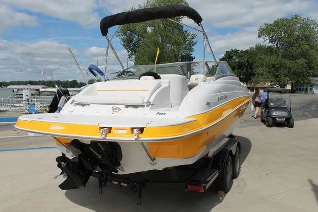 Slide: The Image of Four Winns 224 Funship 2008 - 5