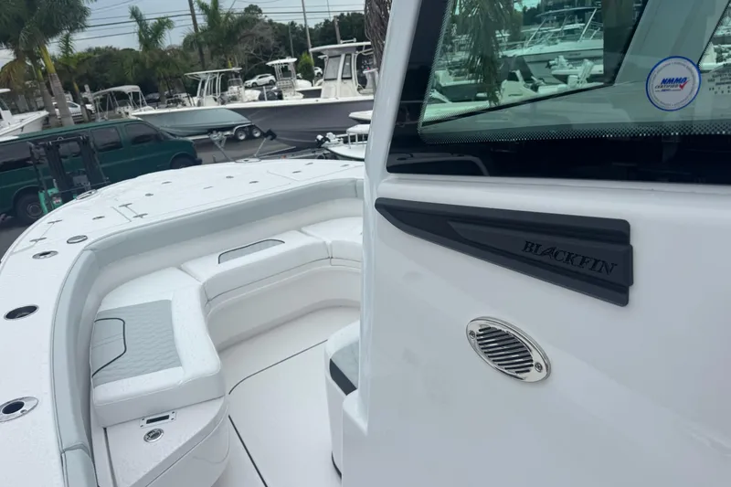 Slide: The Image of 2026 Blackfin 262 HB boat with sleek design and spacious seating area. - 22