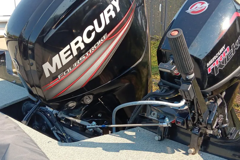 Slide: The Image of 2017 Tracker Pro Guide V-175 WT with Mercury FourStroke and ProKicker engines. - 6