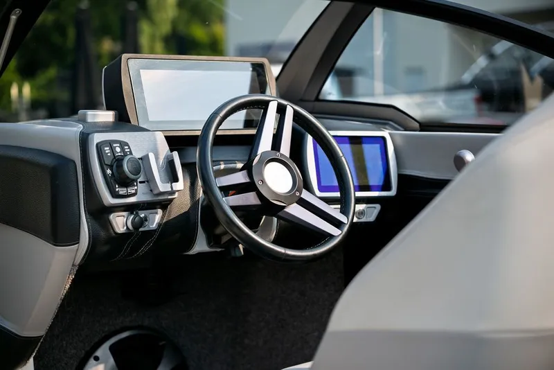 Slide: The Image of Malibu Wakesetter 23 LSV 2017 - 11