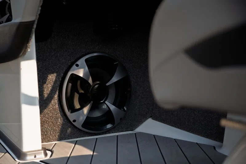 Slide: The Image of Malibu Wakesetter 23 LSV 2017 - 15