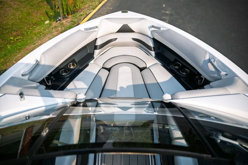 Slide: The Image of Malibu Wakesetter 23 LSV 2017 - 7