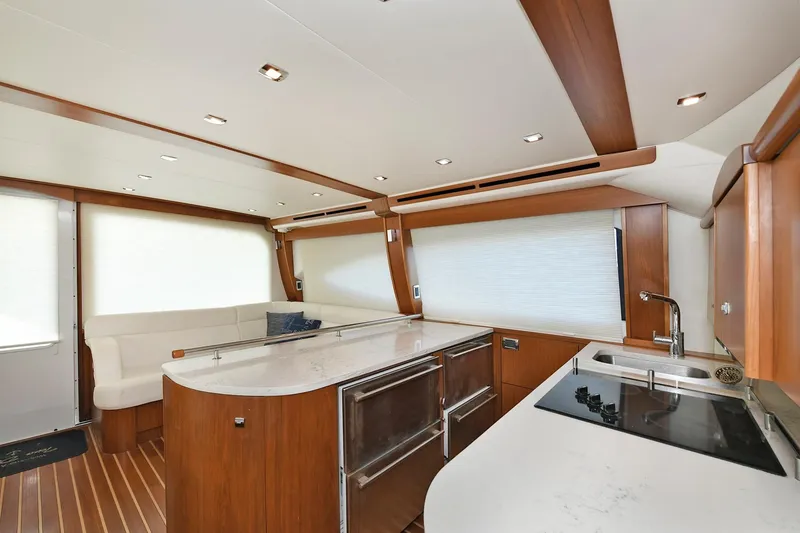 Slide: The Image of Tiara 48 Convertible 2015 - 22