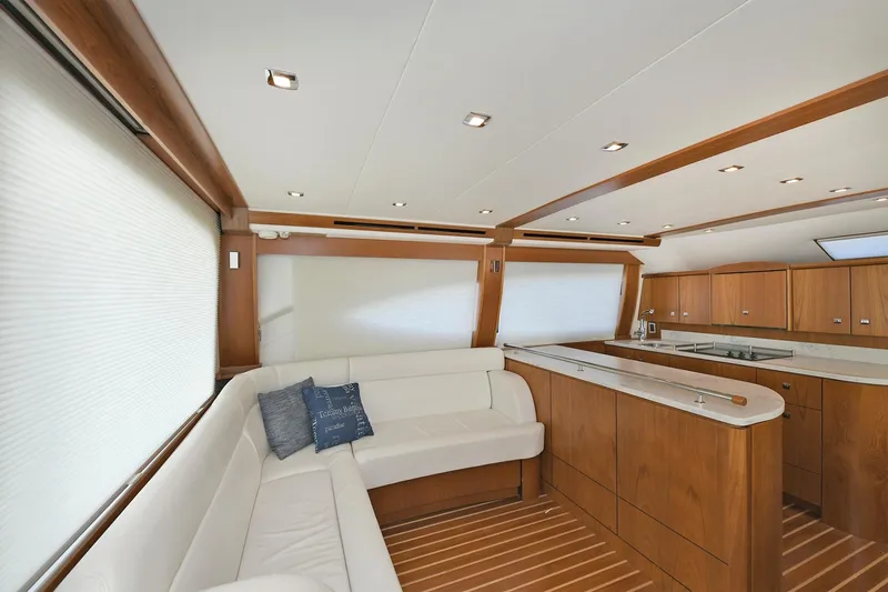 Slide: The Image of Tiara 48 Convertible 2015 - 31