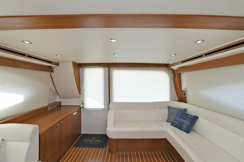 Slide: The Image of Tiara 48 Convertible 2015 - 32