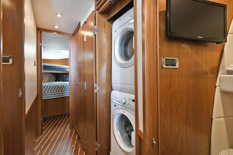 Slide: The Image of Tiara 48 Convertible 2015 - 42