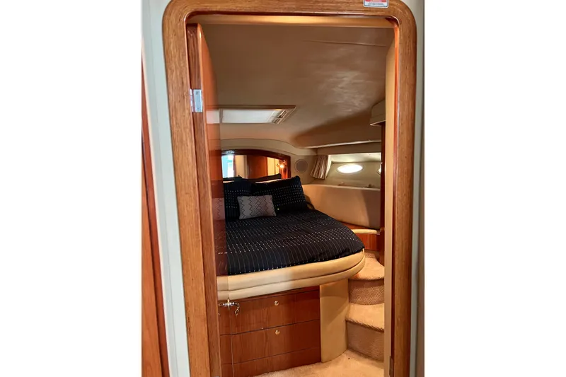 Slide: The Image of Luxurious cabin interior of 2000 Sea Ray 400 Sedan Bridge yacht. - 110
