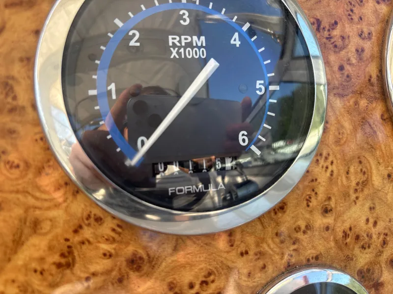 Slide: The Image of Formula 27 Performance Cruiser 2006 - 14