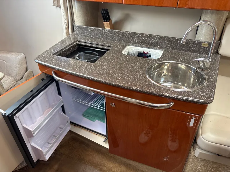 Slide: The Image of Formula 27 Performance Cruiser 2006 - 20