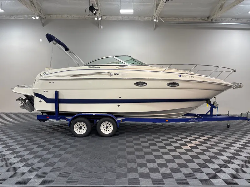 Slide: The Image of Monterey 245 Cruiser 2004 - 1