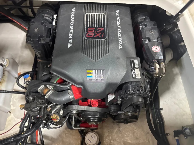 Slide: The Image of Monterey 245 Cruiser 2004 - 27