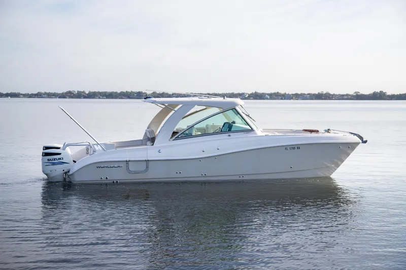 Slide: The Image of 2016 World Cat 320 DC starboard side view - 2