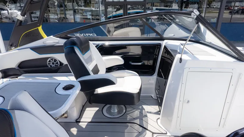 Slide: The Image of Yamaha 212XD 2022 - 15