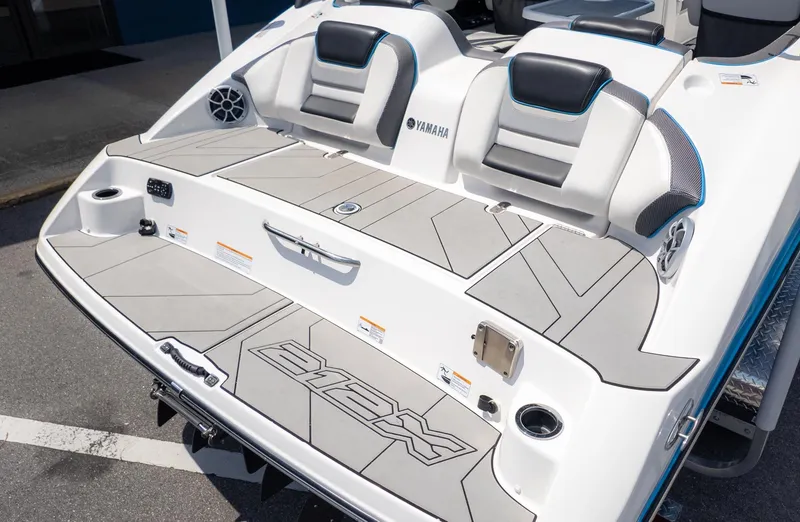 Slide: The Image of Yamaha 212XD 2022 - 7