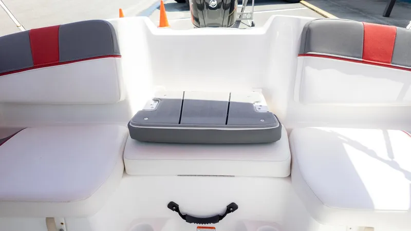 Slide: The Image of Tahoe T16 2022 - 12