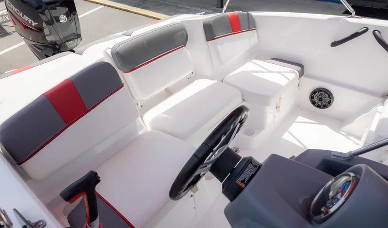 Slide: The Image of Tahoe T16 2022 - 8