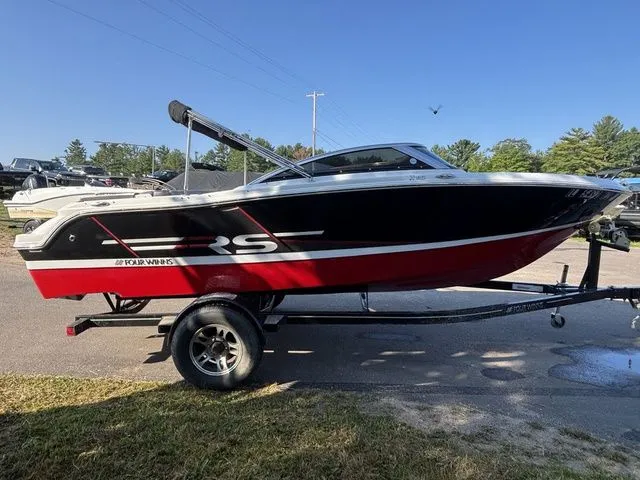 Slide: The Image of Four Winns 190 Horizon 2020 - 5