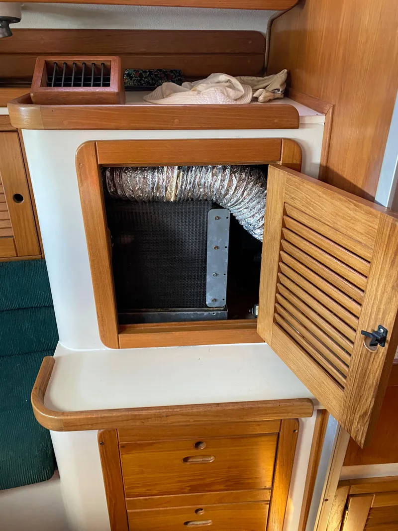 Slide: The Image of Catalina Morgan 38 1997 - 75