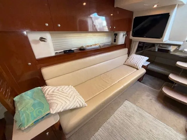 Slide: The Image of Sea Ray Sundancer 350 2008 - 11