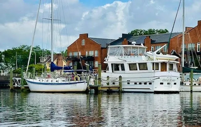 Slide: The Image of Marine Trader Widebody Trawler Motor Yacht 1989 - 3