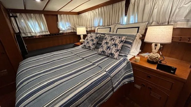 Slide: The Image of Marine Trader Widebody Trawler Motor Yacht 1989 - 36