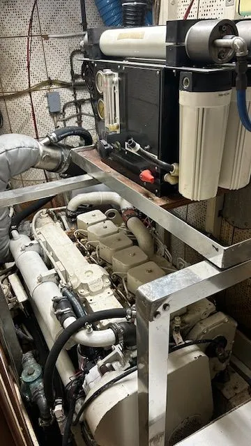 Slide: The Image of Marine Trader Widebody Trawler Motor Yacht 1989 - 60