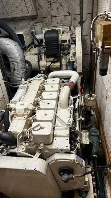 Slide: The Image of Marine Trader Widebody Trawler Motor Yacht 1989 - 64