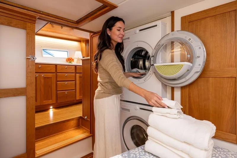 Slide: The Image of Sabre 51 Salon Express 2027 - 20