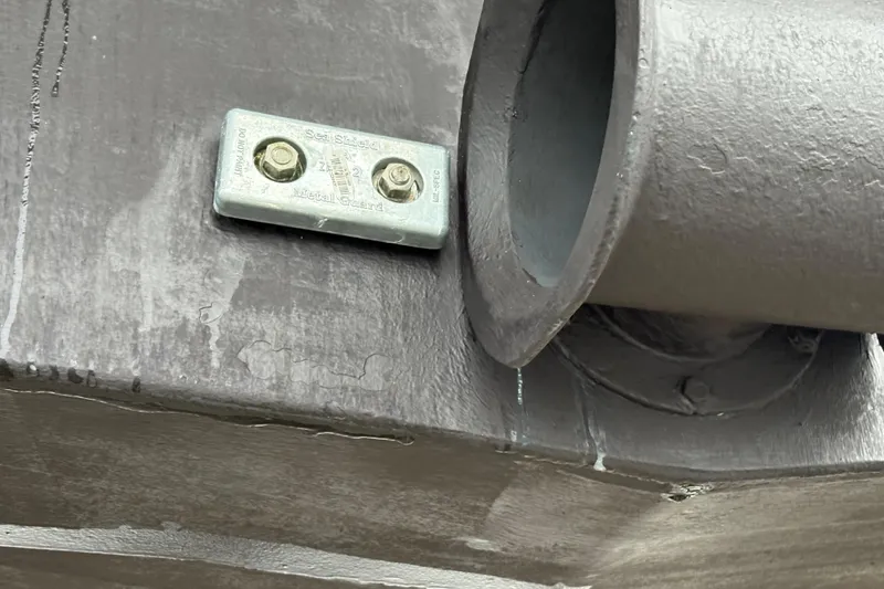 Slide: The Image of Close-up of Ocean Alexander 423 Classico 1993 boat hull with zinc anode. - 15