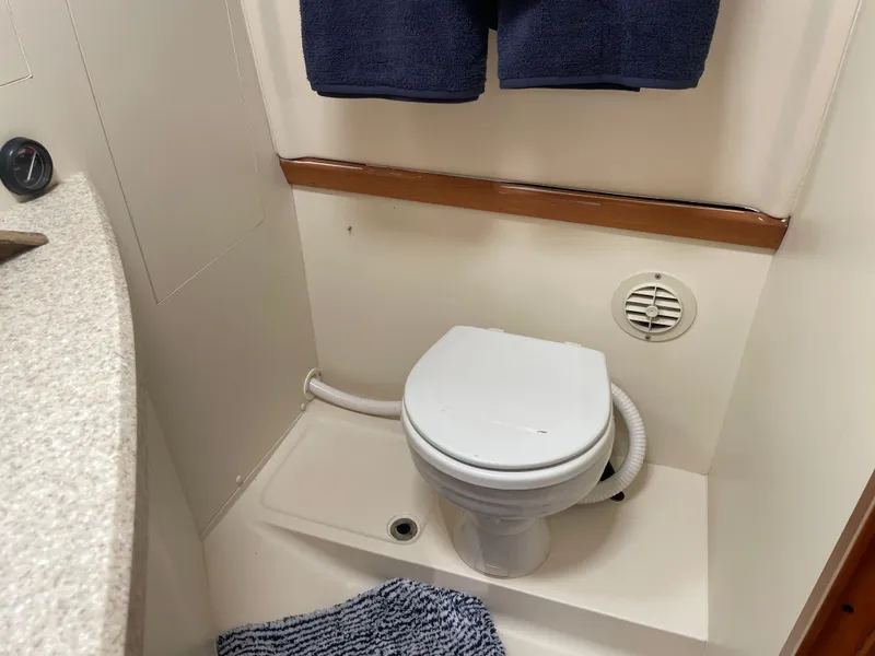 Slide: The Image of Mainship Pilot 30-II 2005 - 56