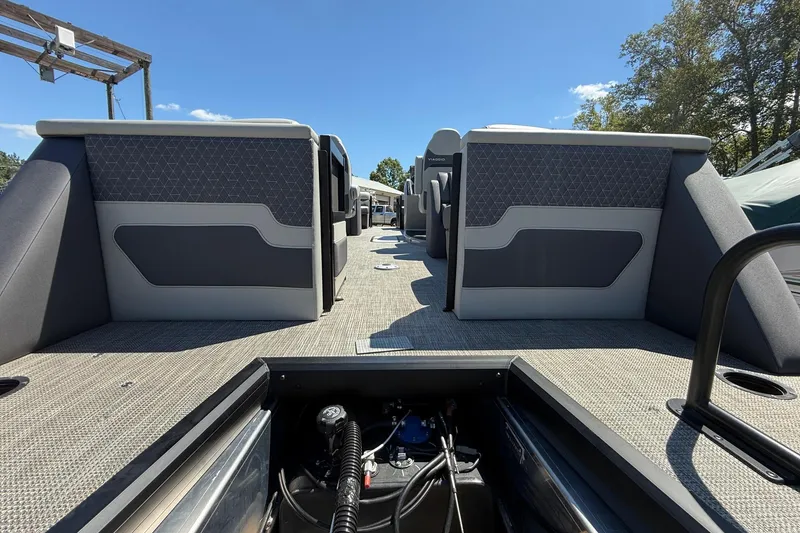 Slide: The Image of 2026 Viaggio Lago Z22U pontoon boat interior with modern seating and open deck design. - 5