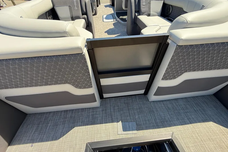 Slide: The Image of Interior of 2026 Viaggio Lago Z22U boat with modern seating and flooring design. - 9