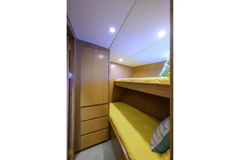 Slide: The Image of Cozy cabin with bunk beds in 1985 Feadship Yacht Fisherman. - 91