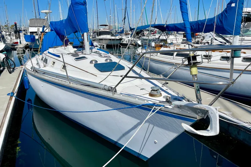 Slide: The Image of Starboard hull profile - 12