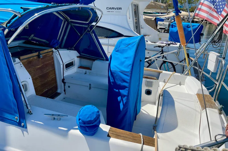 Slide: The Image of Cockpit from Port - 7