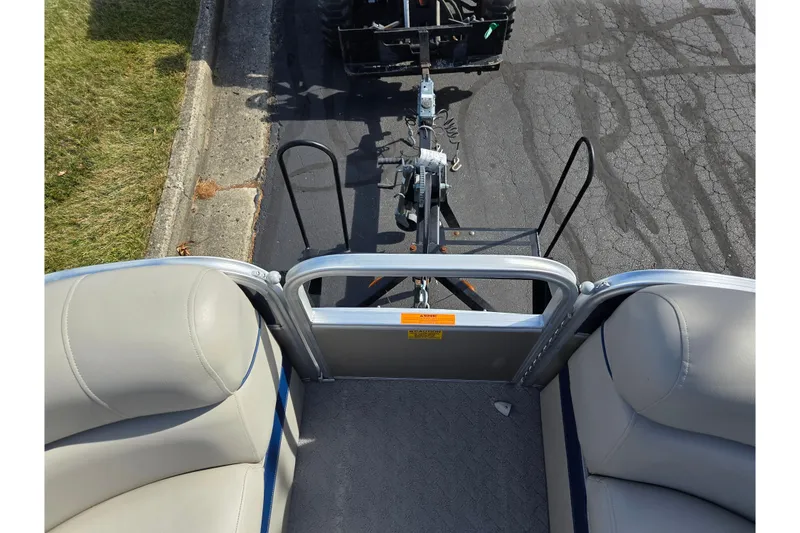 Slide: The Image of 2014 South Bay 522 FCR pontoon boat interior with trailer hitch view. - 25
