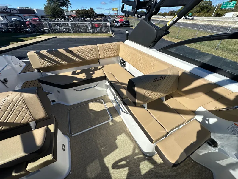 Slide: The Image of Sea Ray SDX 230 Surf 2026 - 11