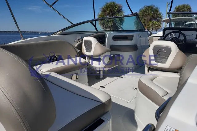 Slide: The Image of Crownline Boats Eclipse E240 XS 2024 - 6