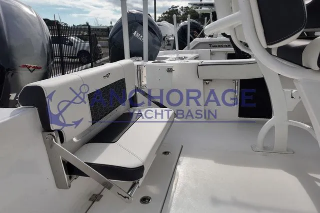 Slide: The Image of Tidewater 210 CC Adventure 2027 - 7