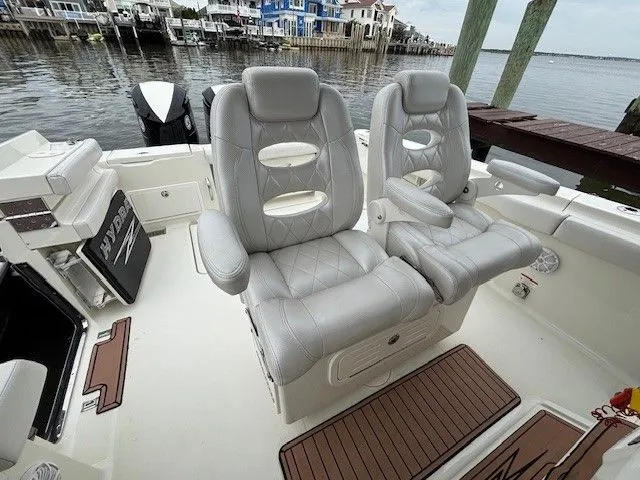 Slide: The Image of Hydra-Sports 3400 CC 2015 - 11